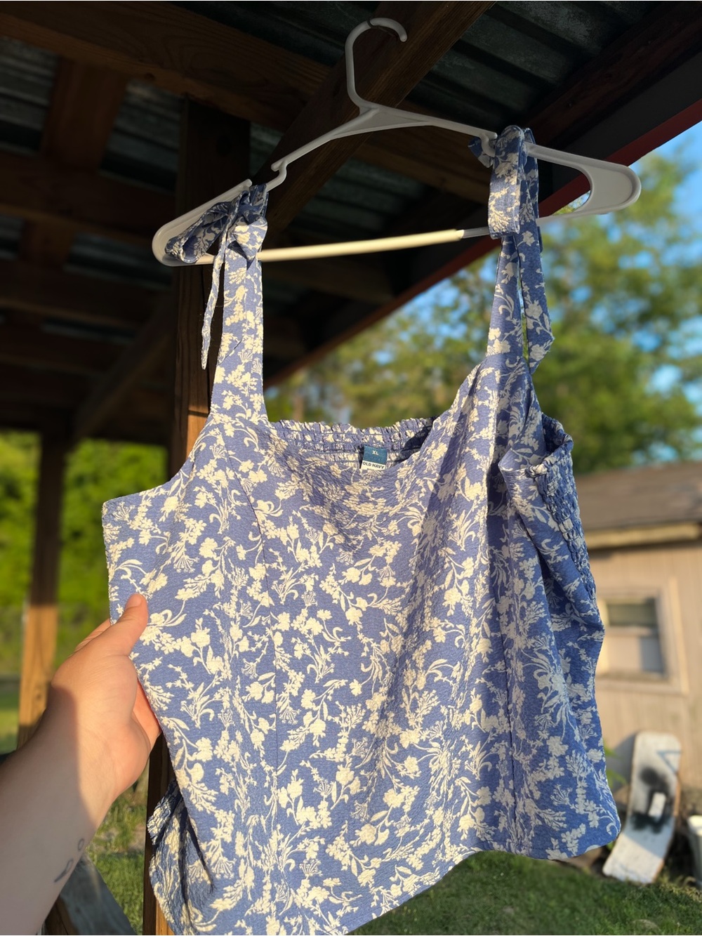 Old Navy Blue and White Floral Tie-Strap Tank Top